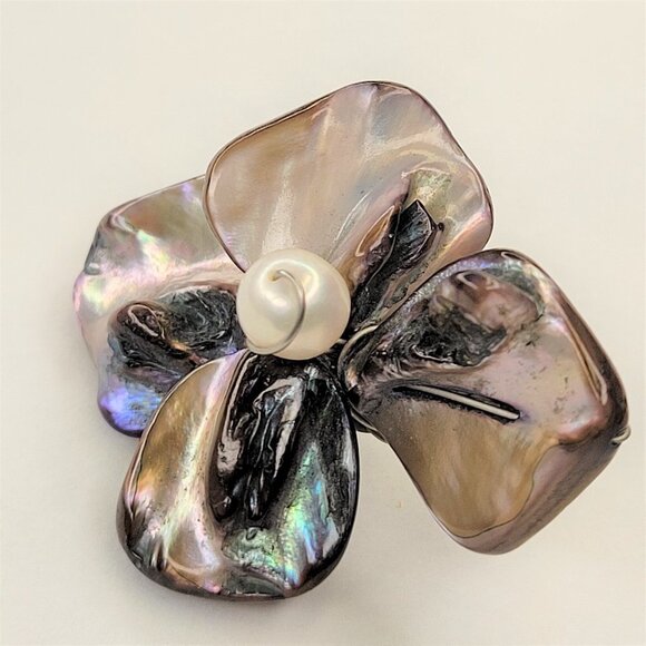 Grey Purple Shell Ring with Genuine Pearl Bead Asymmetric Flower Adjustable Ring - Picture 7 of 11